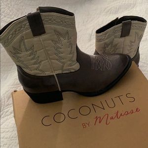 Never Worn Cowgirl Boots